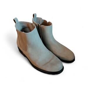 White Mountain Cooper Ankle Boots - Taupe/Grey Chelsea Bootie - Size 5.5